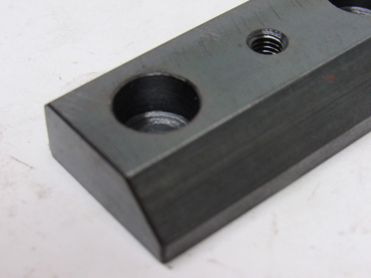 Finn-Power 151143 A5-25 SB CNC Stamping Press Fixing Clamp Bracket OEM
