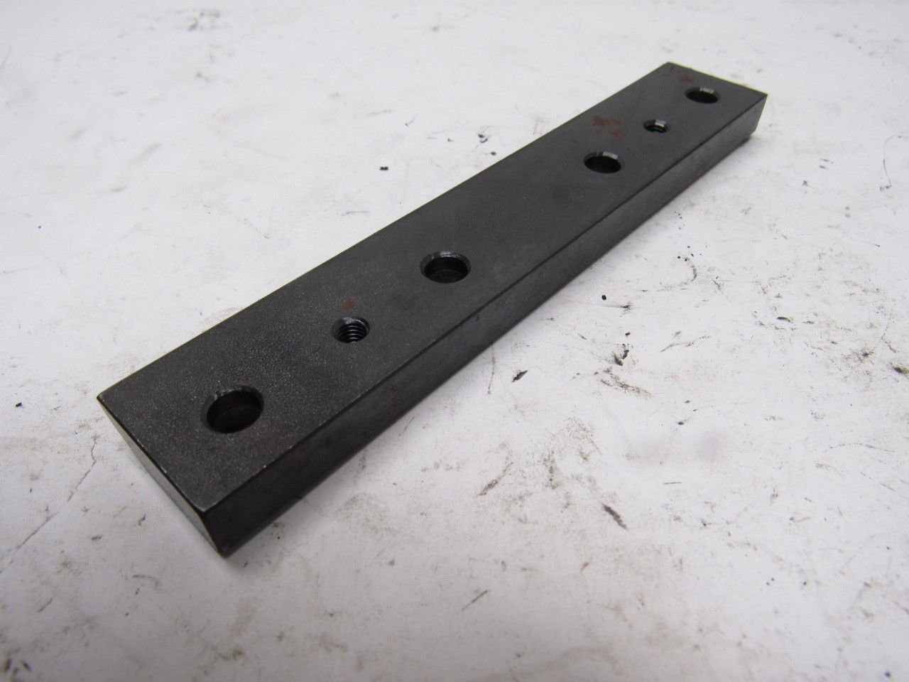 Finn-Power 151143 A5-25 SB CNC Stamping Press Fixing Clamp Bracket OEM
