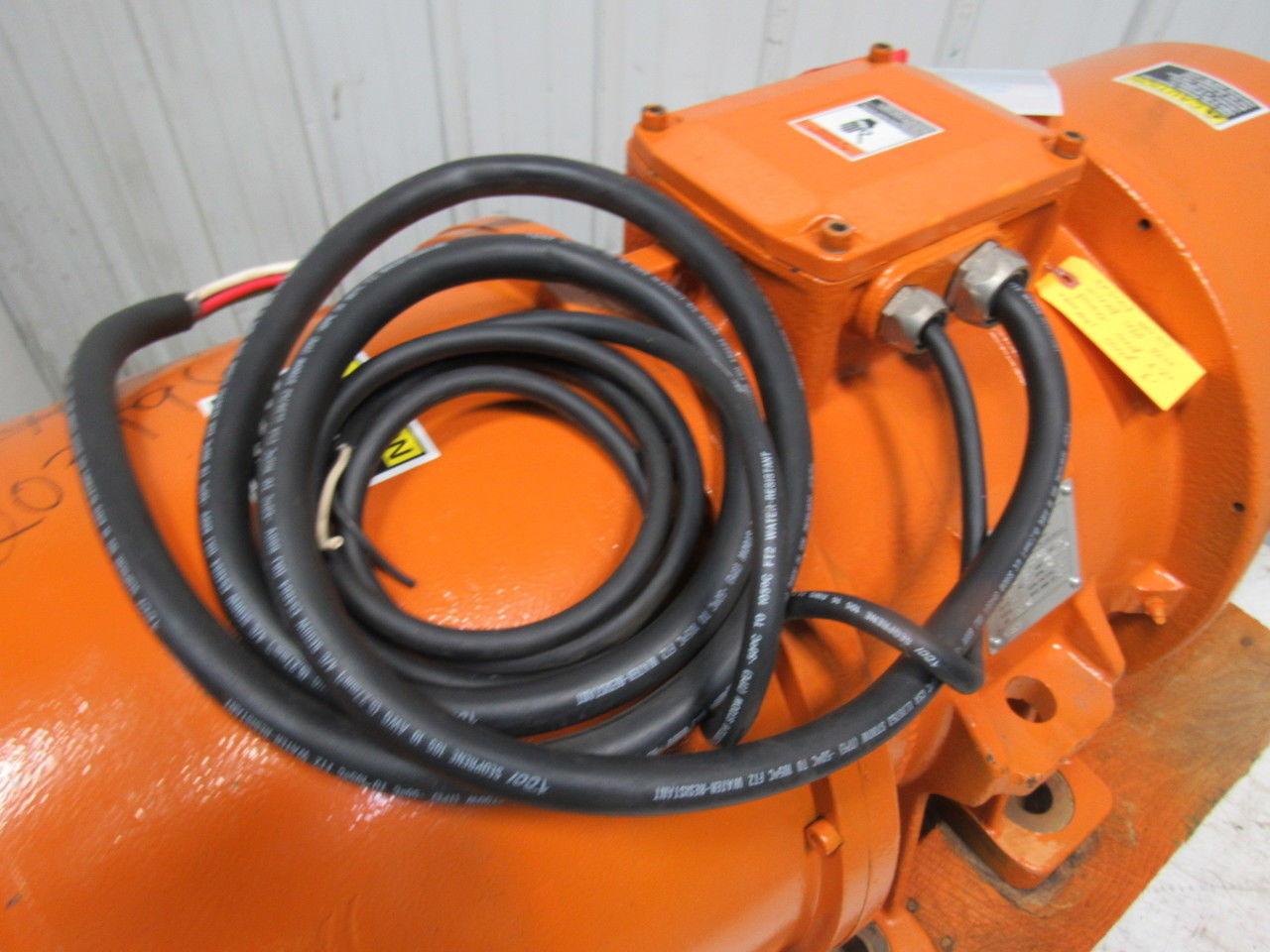 Carrier CD7-14700-286 7.5 HP Vibratory Shaker Motor  230/460V 720 RPM