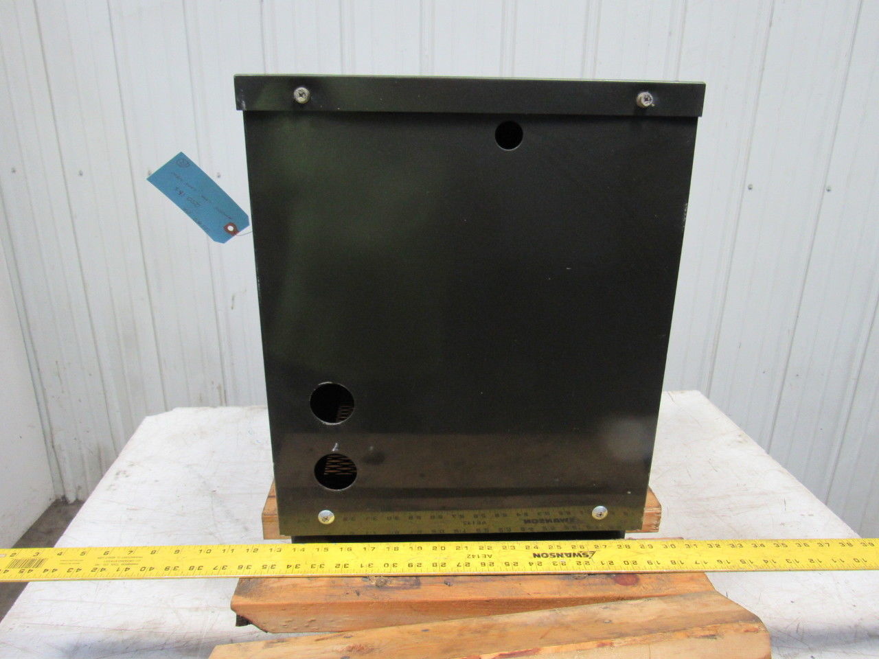 Fuji Electric TTV-32 SKL 380-480V Pri 220-200V Sec 32KVA 3Ph 50/60Hz Transformer