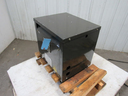 Fuji Electric TTV-32 SKL 380-480V Pri 220-200V Sec 32KVA 3Ph 50/60Hz Transformer