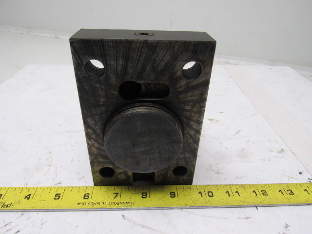 Kennametal 318970R01 3903CJ5 KM Loc Right Angle Turret Tooling Holder