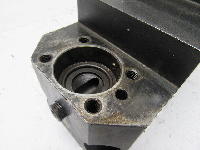 Kennametal 318970R01 3903CJ5 KM Loc Right Angle Turret Tooling Holder