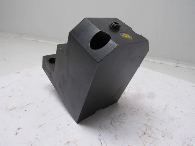 Kennametal 318970R01 3903CJ5 KM Loc Right Angle Turret Tooling Holder