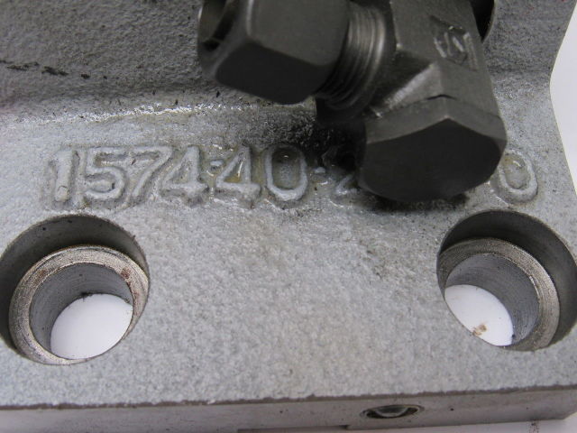 1574-440-204-0 CNC Lathe Tooling Holder 2" Wide Angled Block 20mm Wide Alignment