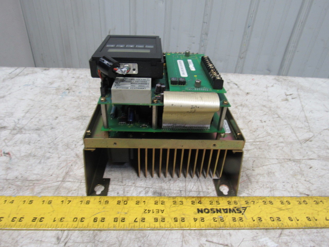 Allen Bradley 1336S-BRF20-AN-EN4-HAP-L4 Ser E AC/DC Adjustable Frequency Drive