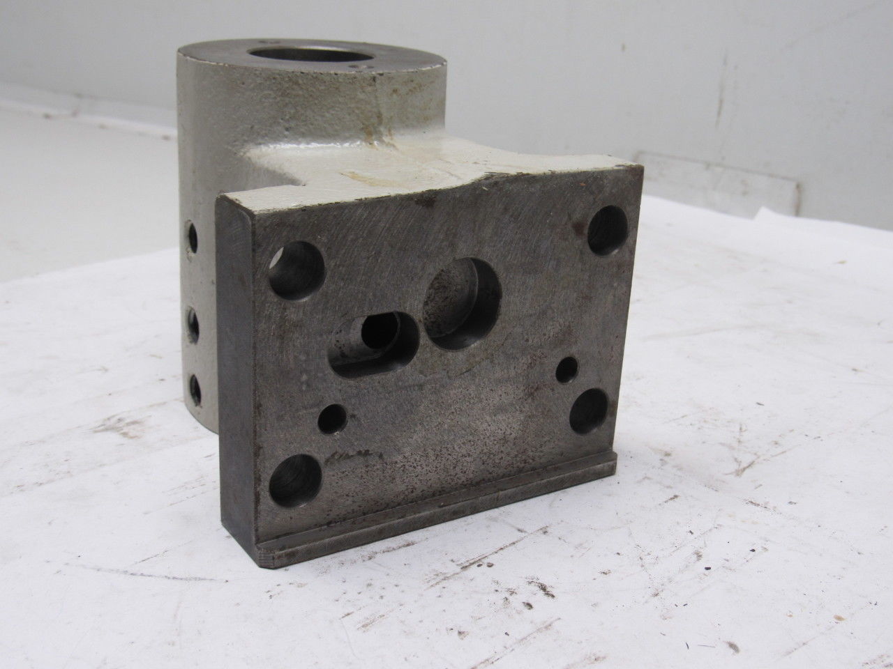 1-1/2" Bore CNC Turret Turning Lathe Tool Holder Block Base
