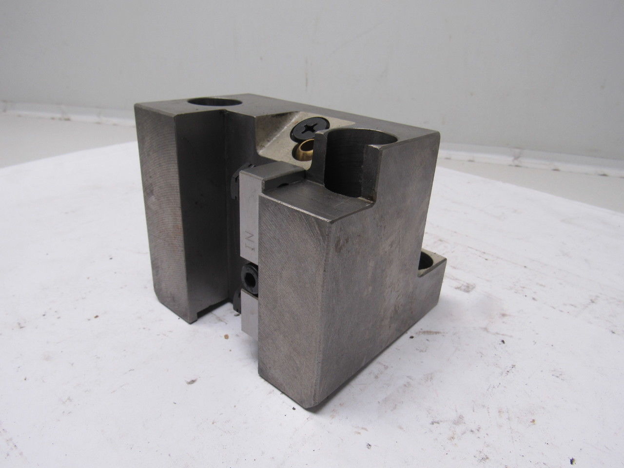 17464001400 2" Square Shank Quick Change CNC Turret Tool Holder Block Base