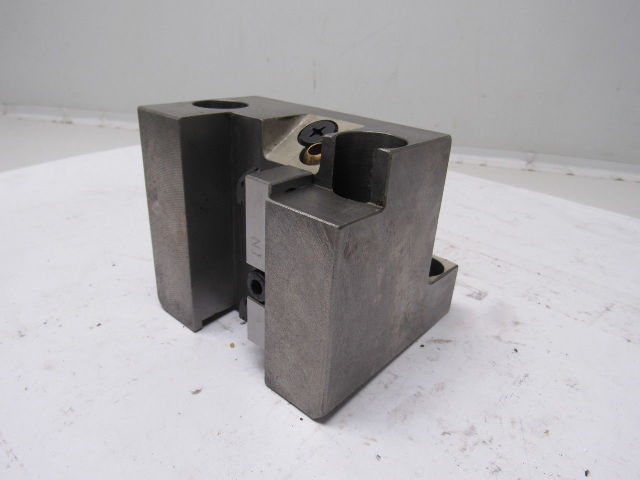 17464001400 2" Square Shank Quick Change CNC Turret Tool Holder Block Base