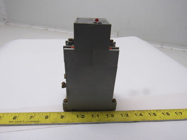 A-B Allen Bradley 700-RTC11100U24 Ser. A Solid State Adjustable Timing Relay