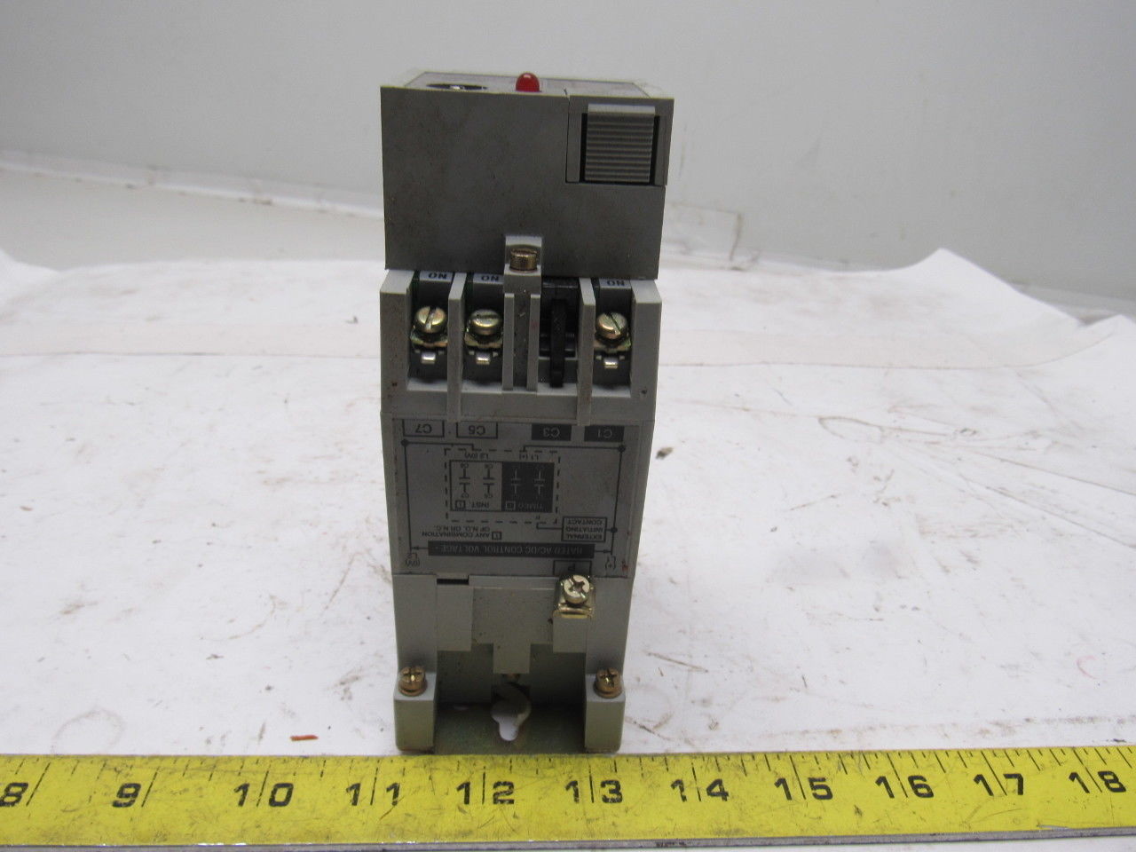 A-B Allen Bradley 700-RTC2010OU24 Ser. A Solid State Adjustable Timing Relay