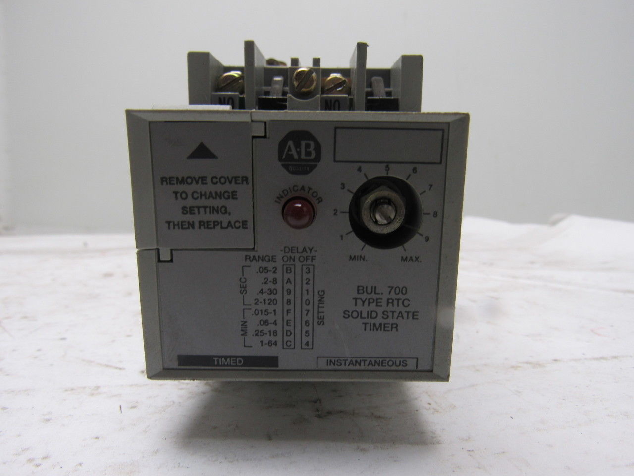 A-B Allen Bradley 700-RTC00100U24 Ser. A Solid State Adjustable Timing Relay