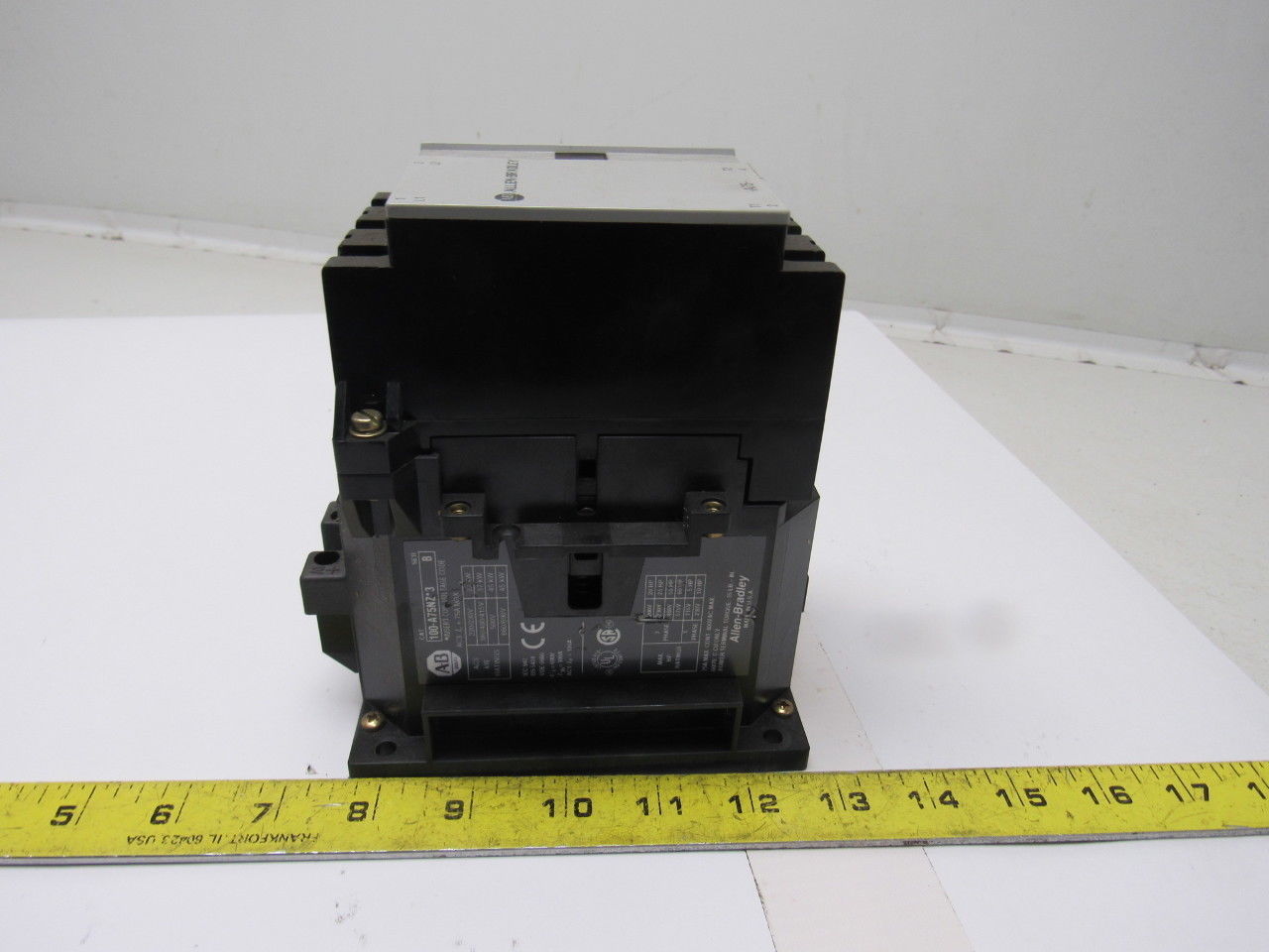 A-B Allen Bradley 100-A75NZ*3 Series B Contactor Starter 24VDC Coil