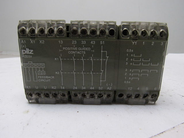 PILZ PZE 5V 3SEC 4S/1O Safety Relay 474965 24VDC 3.5W