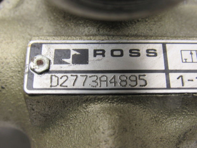 ROSS D2773A4895 Pneumatic Air Solenoid Pilot Valve Lock Out W 14 24VDC 1/2" NPT