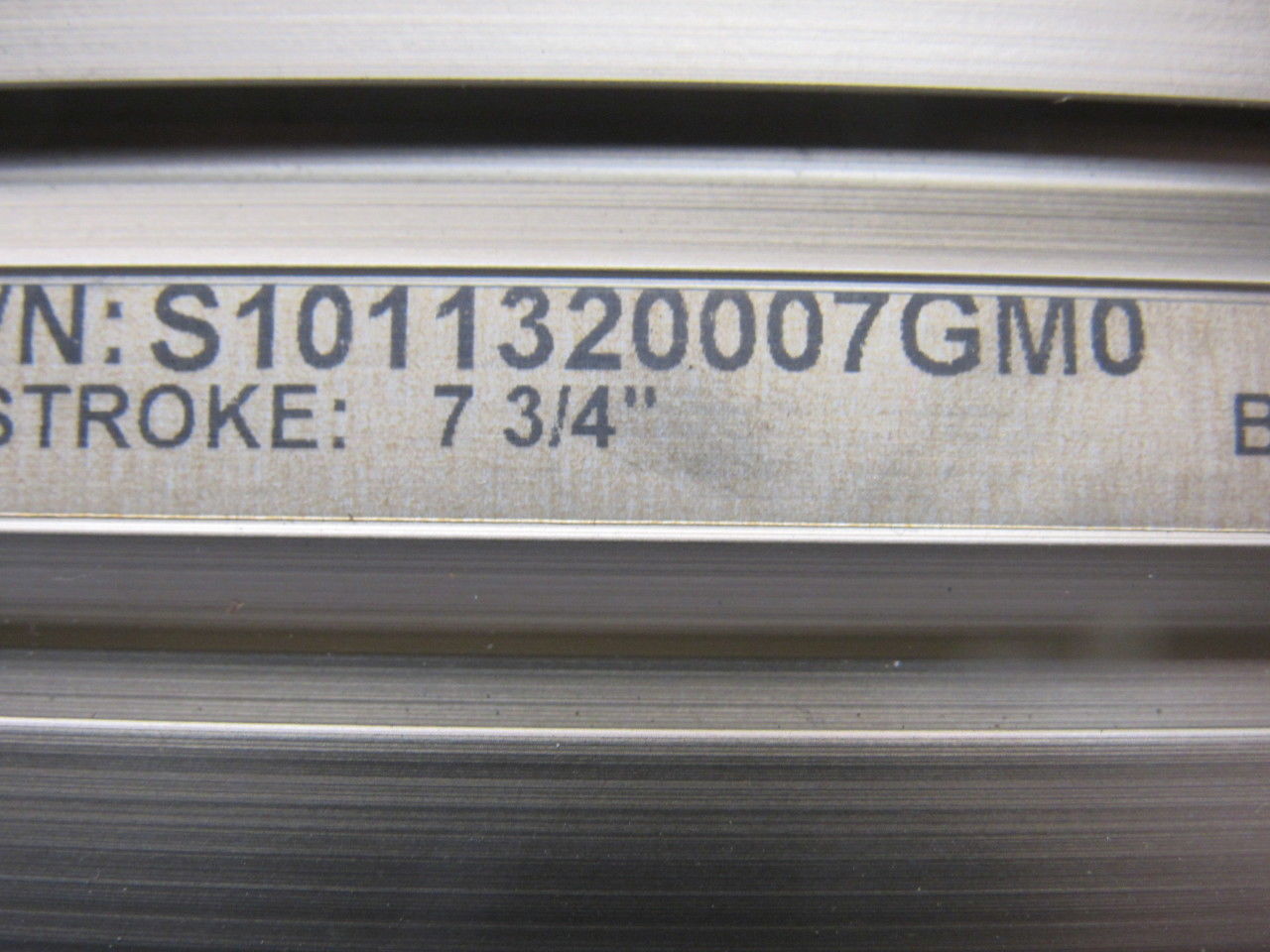 Numatics S1011320007GM0 Roadless Cylinder 32mm Bore 7-3/4" Stroke