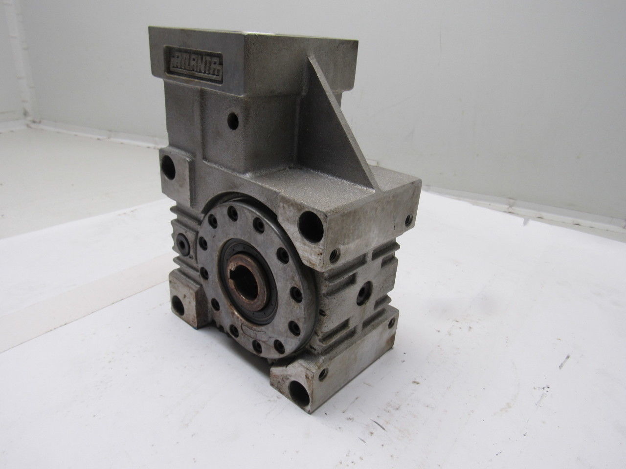 Atlanta 58 43 250 High Performance Servo Worm Gear Reducer 50:1 Ratio
