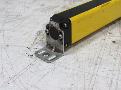 Schmersal SLC440-E0970-30 Safety Light Curtain Emitter