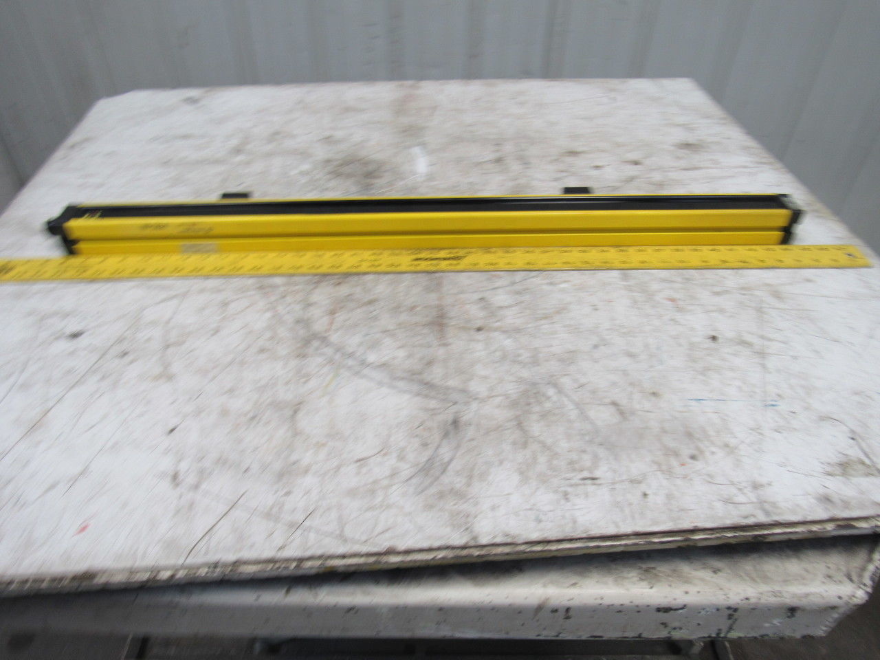 A-B Allen Bradley R4D0900-N Guard Master Safety Light Curtain 900mm Receiver