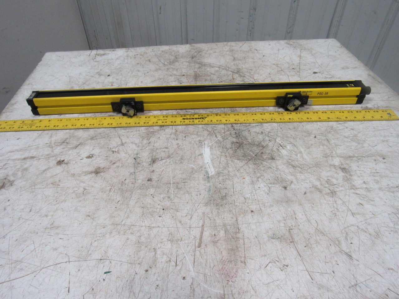 A-B Allen Bradley R4D0900-N Guard Master Safety Light Curtain 900mm Receiver