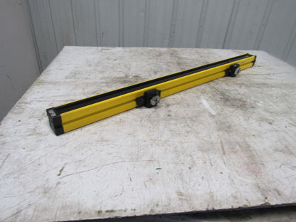 A-B Allen Bradley R4D0900-N Guard Master Safety Light Curtain 900mm Receiver