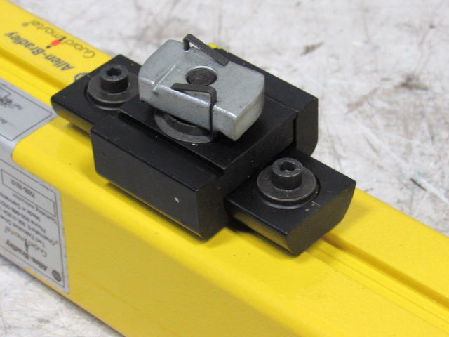 A-B Allen Bradley T4D0900-N Guard Master Safety Light Curtain 900mm Transmitter