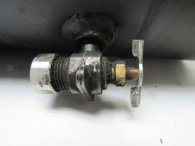 Norgren L17-A00-OPJA Micro Fog 2 Gallon 1-1/4" Lubricator Missing Parts