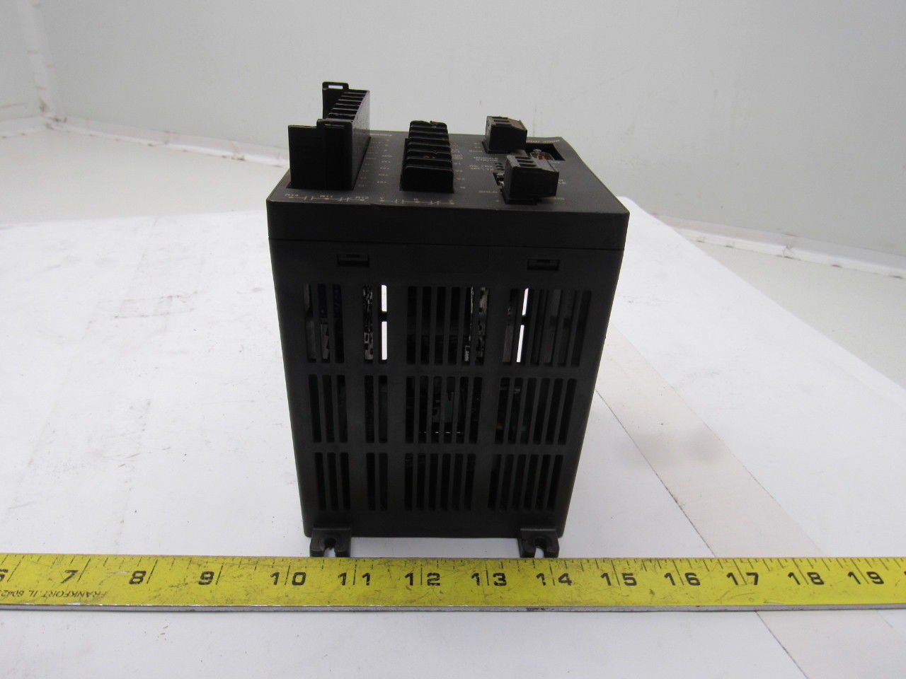 Allen Bradley 1404-M405A-232 Ser A FRN 1.04 Power Monitor 3000 120-240V
