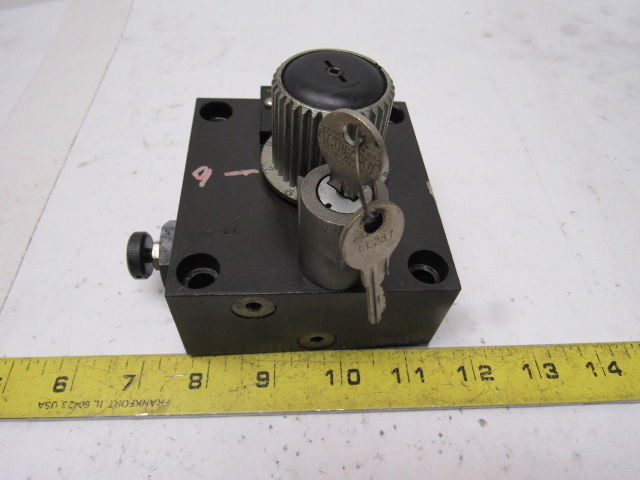 Parker FG3PKCALXBV Locking Flow Control Valve W/ Check And Keys