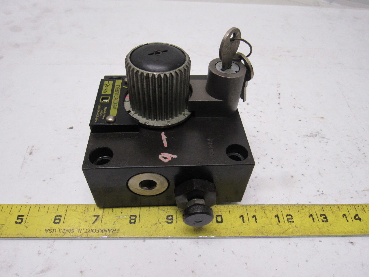 Parker FG3PKCALXBV Locking Flow Control Valve W/ Check And Keys