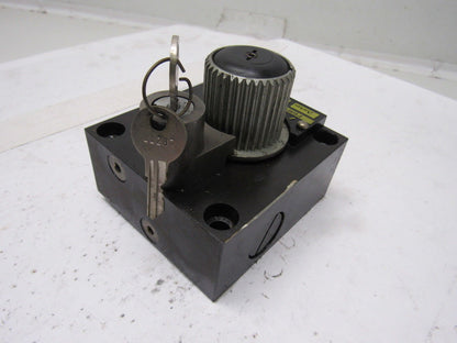 Parker FG3PKCALXBV Locking Flow Control Valve W/ Check And Keys