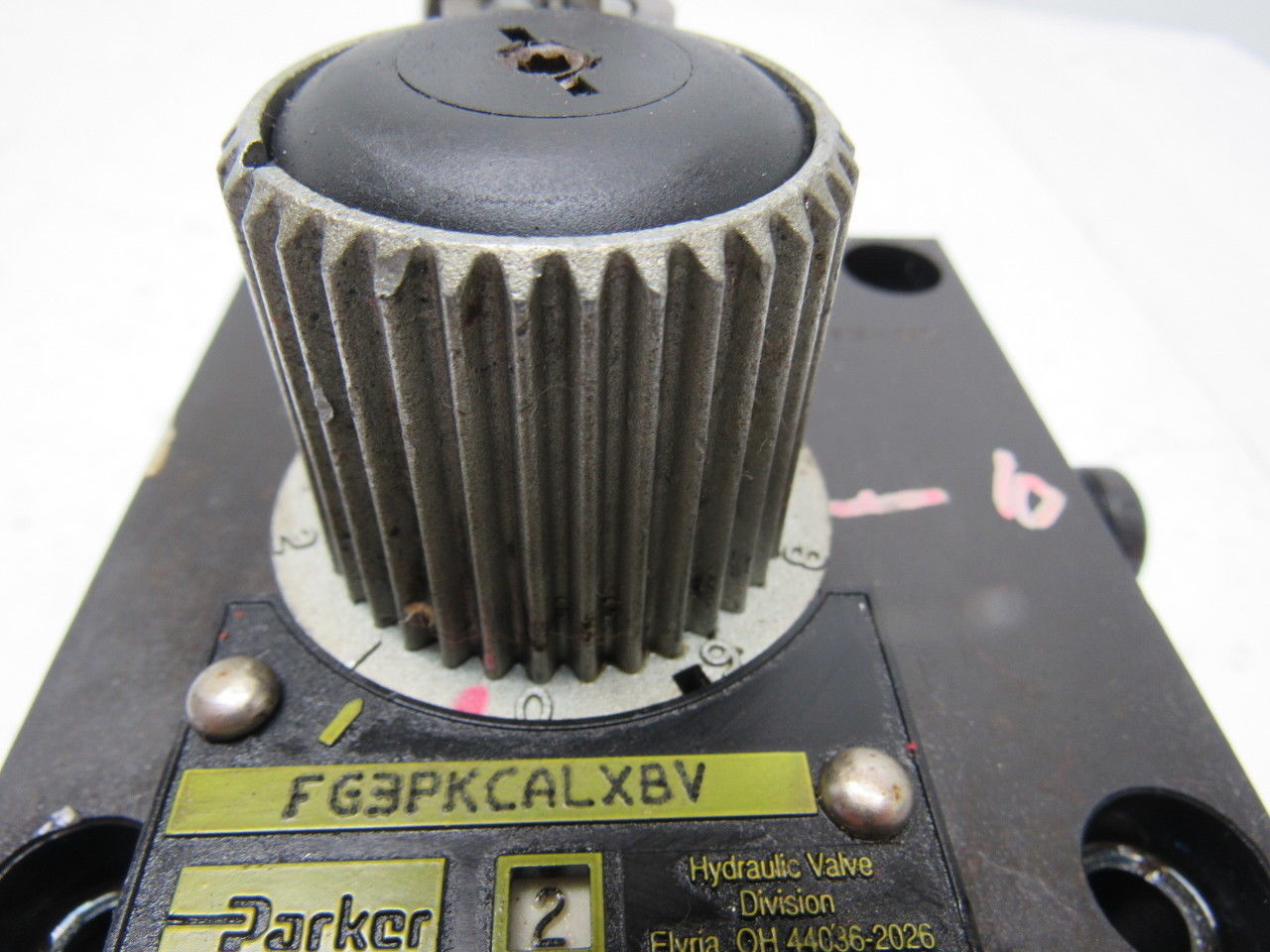 Parker FG3PKCALXBV Locking Flow Control Valve W/ Check And Keys