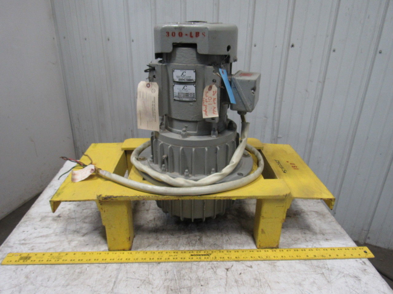 Marathon TFS 5Hp 575V 1750RPM 60Hz Vibra Screw Gyrator Motor On Base