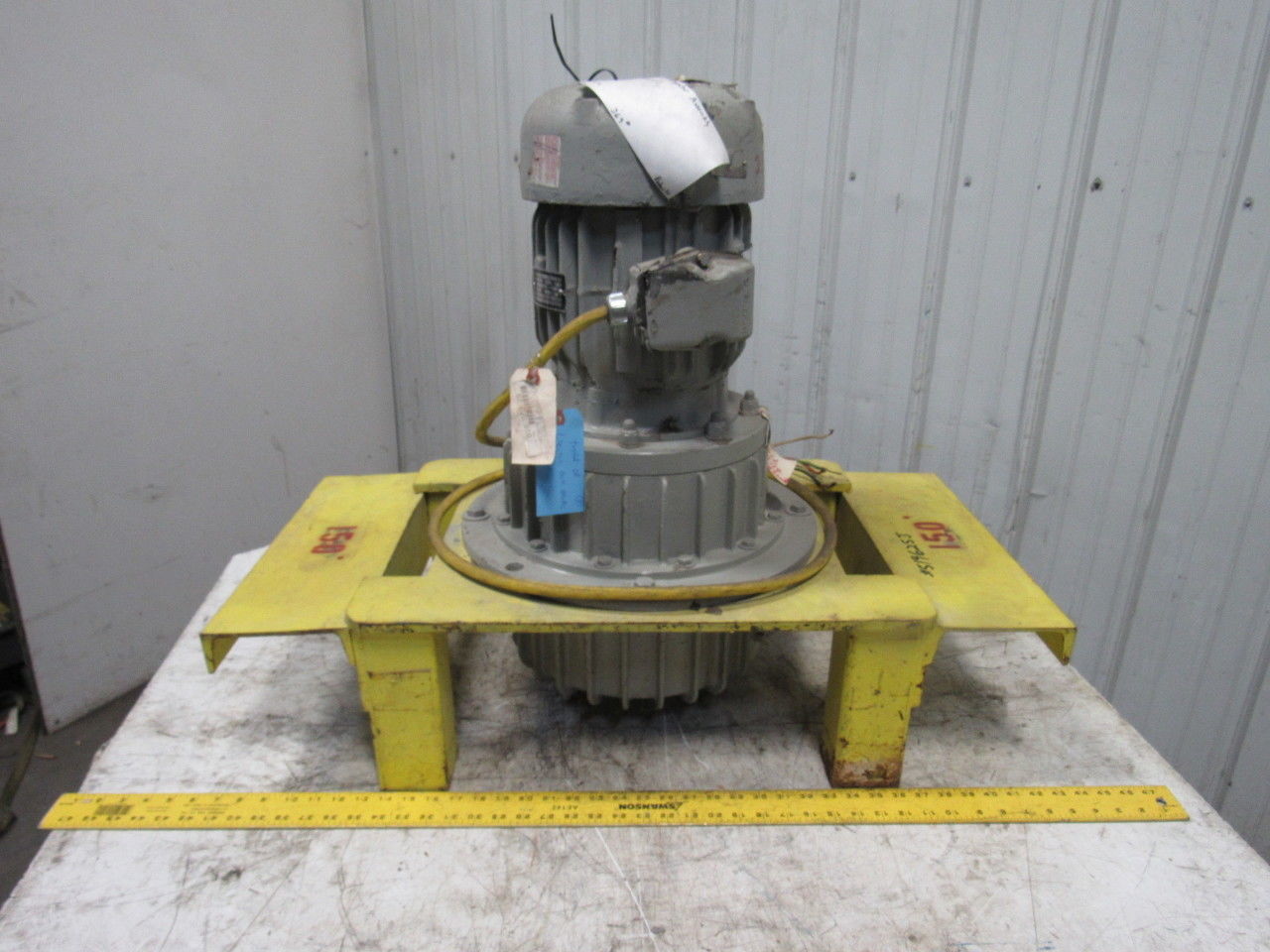 Baldor 4Hp 575V 1725RPM 3Ph Vibra Screw Gyrator Motor On Base