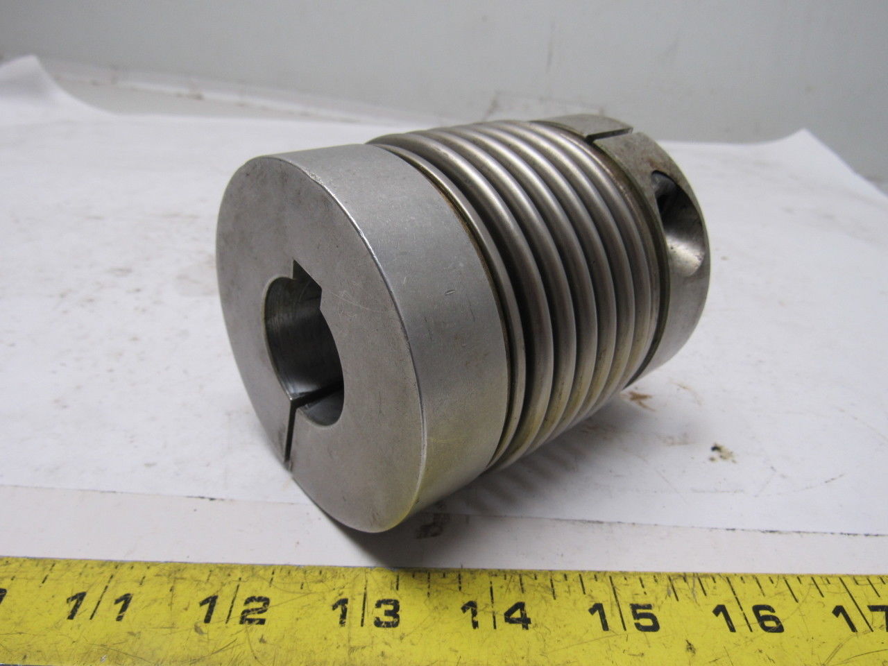 Bellows Coupling Elasticity High Torque Stepping Servo Motor Coupling 28mmx32mm