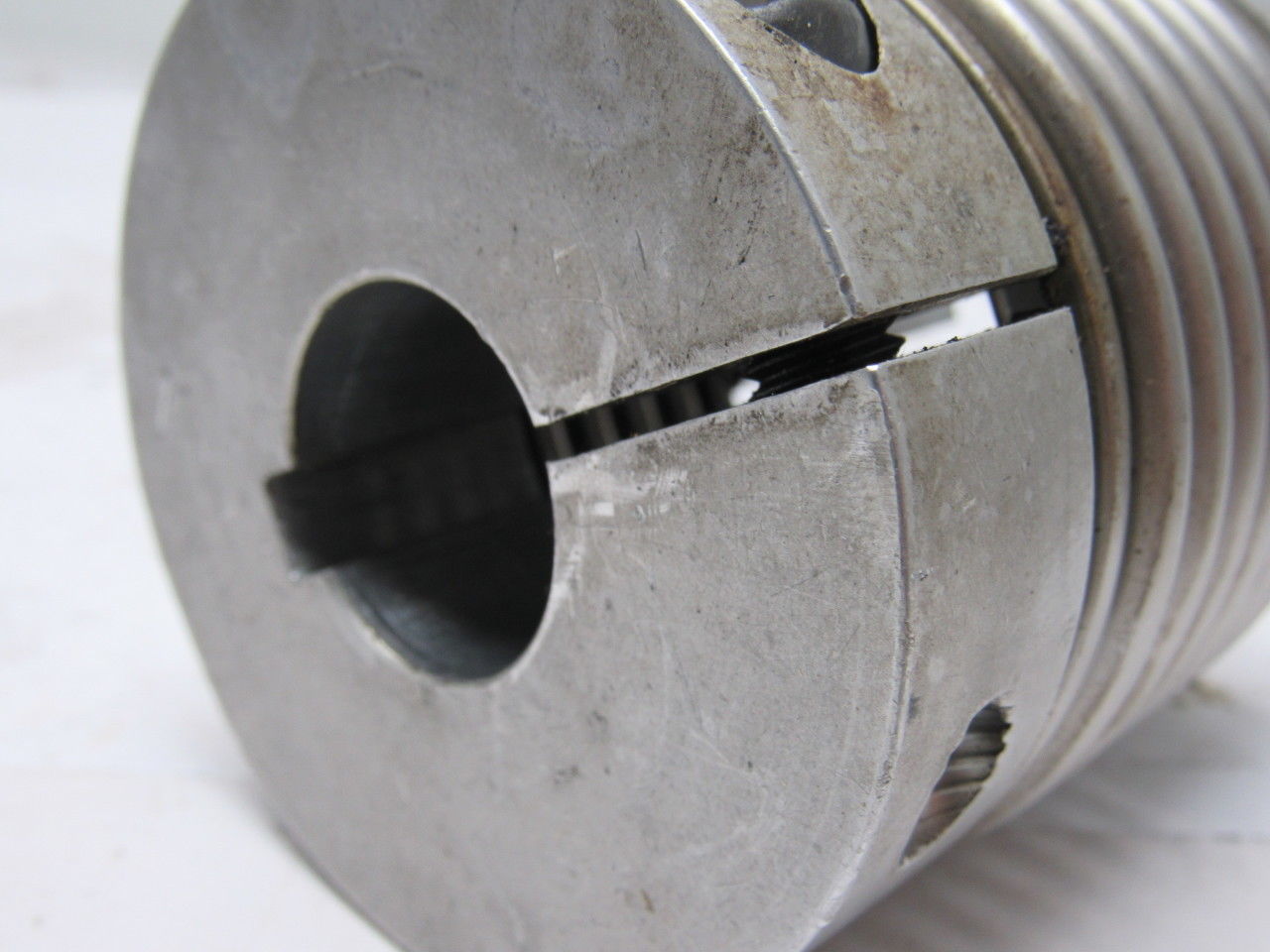 Bellows Coupling Elasticity High Torque Stepping Servo Motor Coupling 28mmx32mm