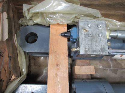 Valmet HCN16 160mm Bore 515mm Stroke 16MPa Hi Pressure Calendar Stack Cylinder
