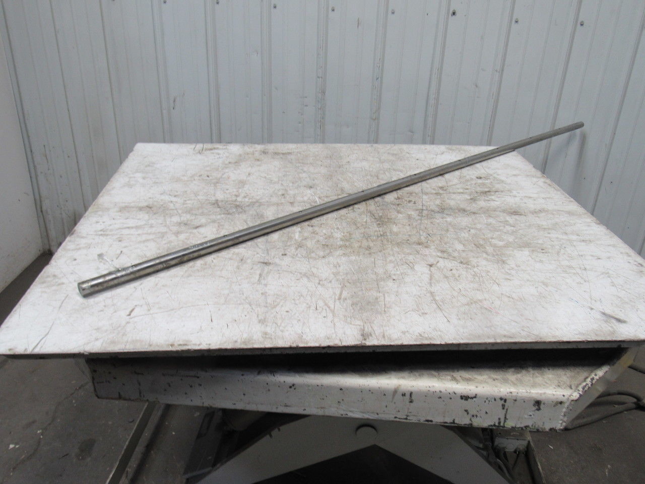 Thompson 25mm x 75" Round Predrilled Linear Shaft