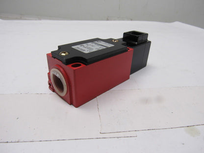 A-B Allen Bradley  802F-E60M10 10A 300VAC Mechanical Keyed Safety Interlock