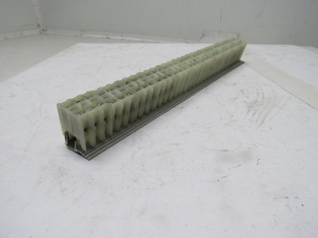 132 Point Electrical Terminal Contact Block Strip Mounted 4 Strips