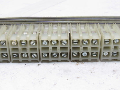 132 Point Electrical Terminal Contact Block Strip Mounted 4 Strips