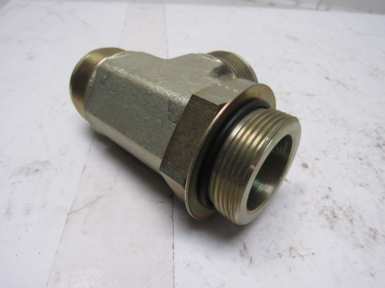 Parker 24 R50X-S Straight Thread Run Tee 37° Flare x SAE-ORB x 37° Flare Fitti