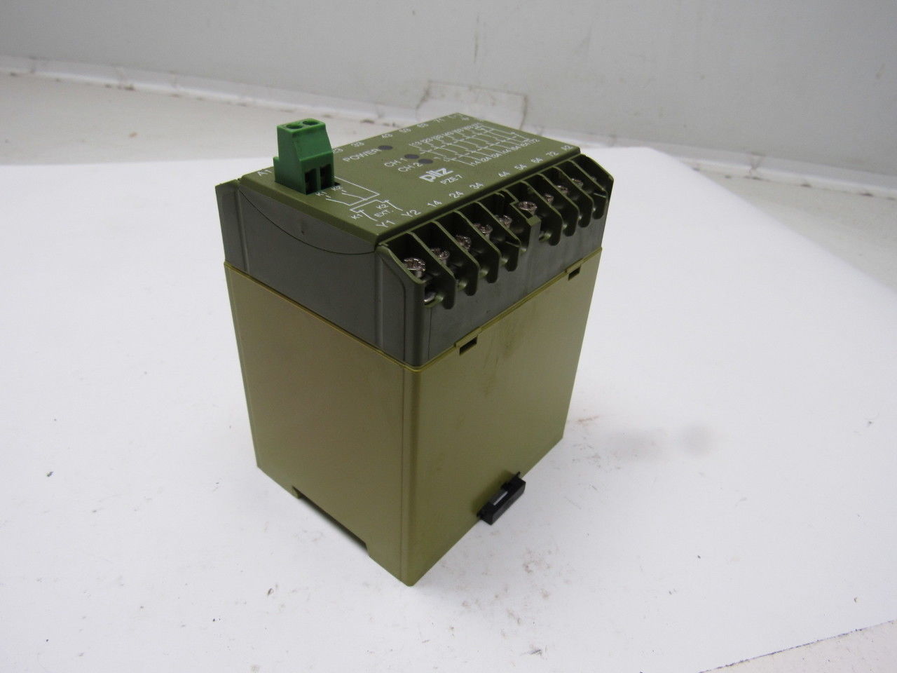 Pilz PZE7 6S/10 Safety Relay Module 24VDC