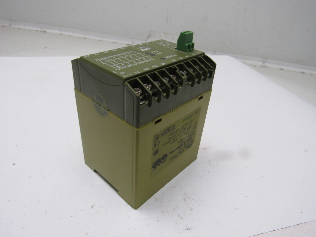 Pilz PZE7 6S/10 Safety Relay Module 24VDC
