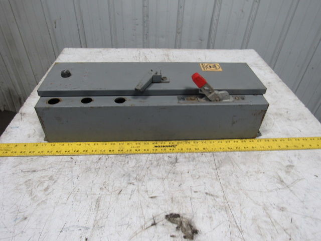 Westinghouse MCP13300 Model B 600V Electrical Disconnect Switch Box