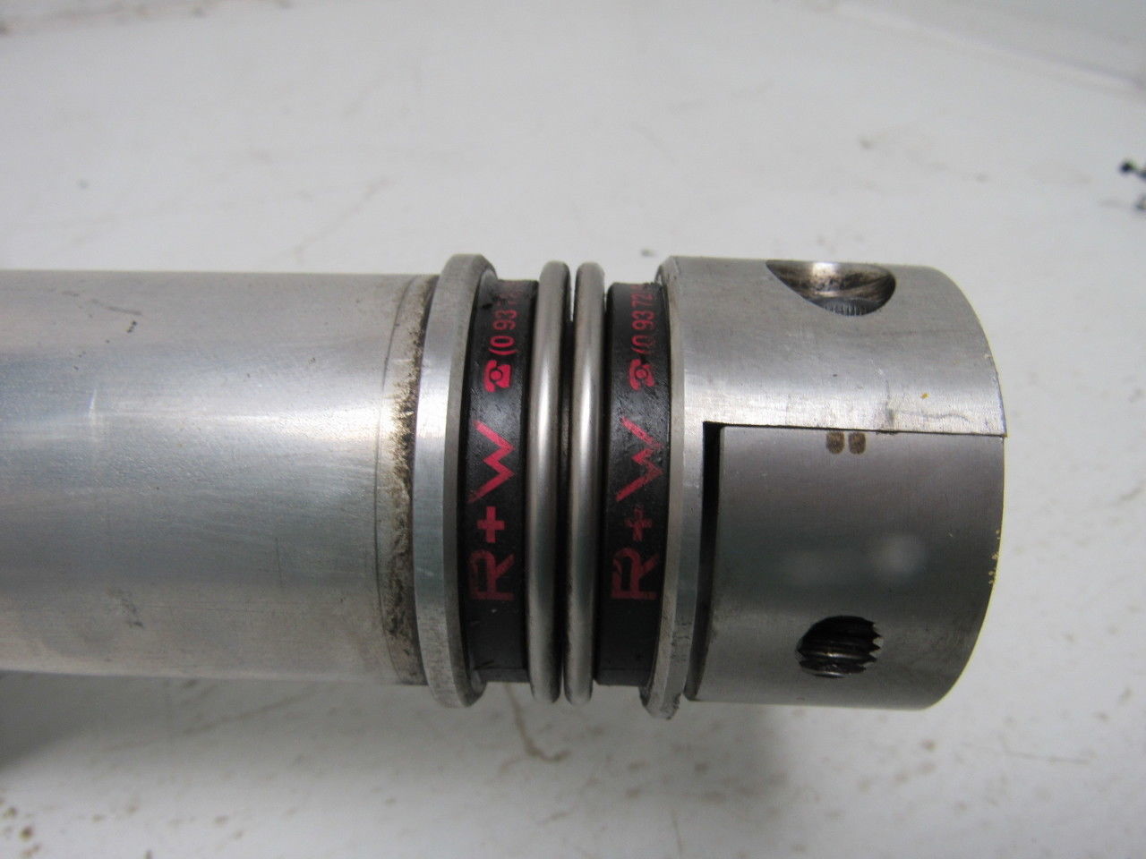 R+W ZAE30 41-1/4 (1041.4mm) OAL Split Clamp Line Shaft Coupling