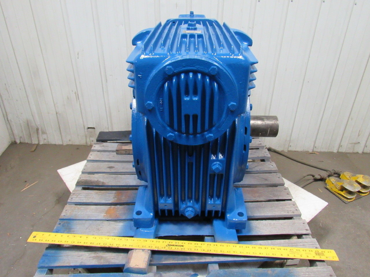 Cone Drive U050-100-A1 Right Angle Gear box Speed reducer 150: 1 Ratio 12.90Hp