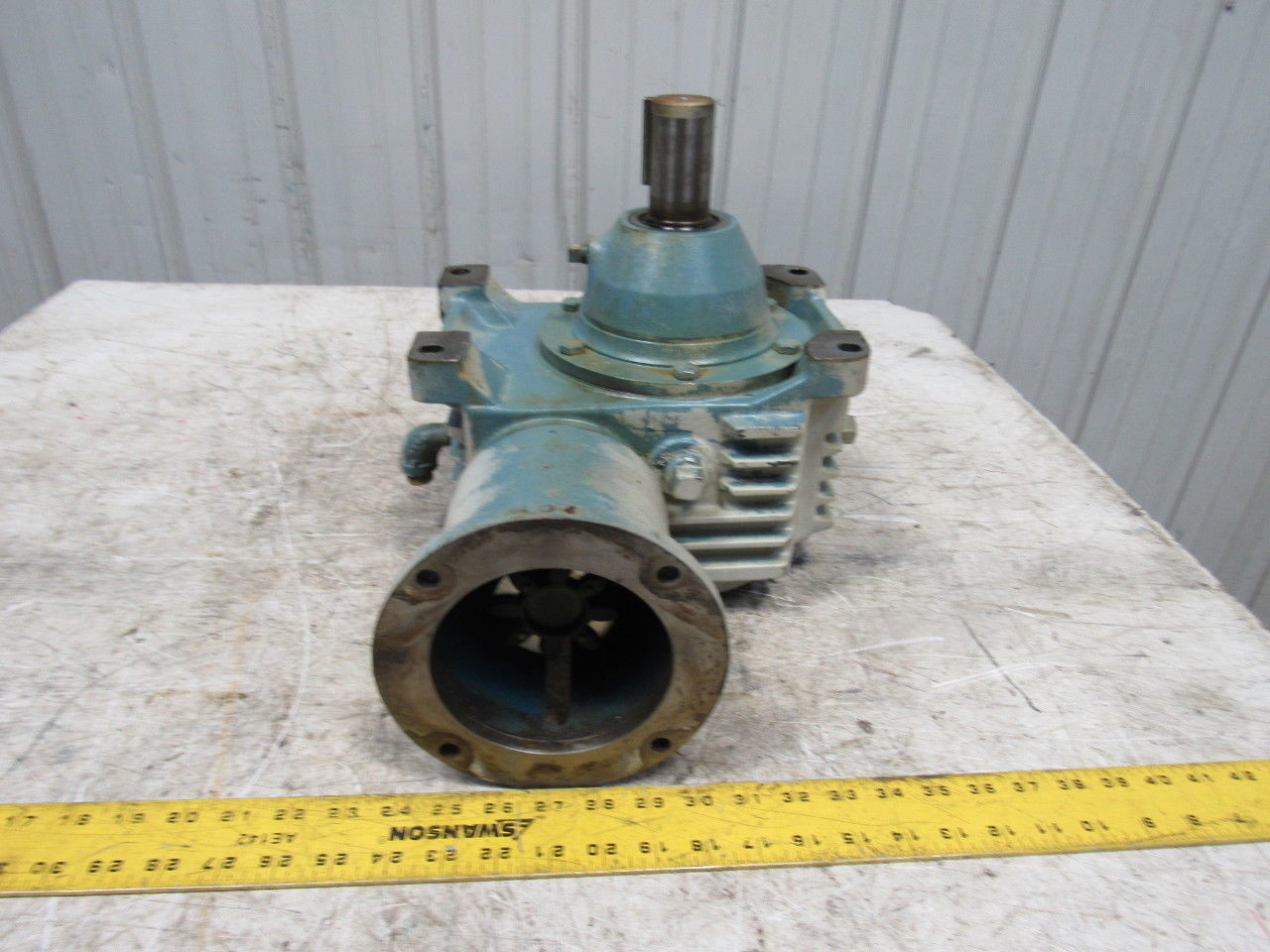 Cone Drive Textron MHV30B305.8BR Gear Box Speed Reducer 10:1 Ratio