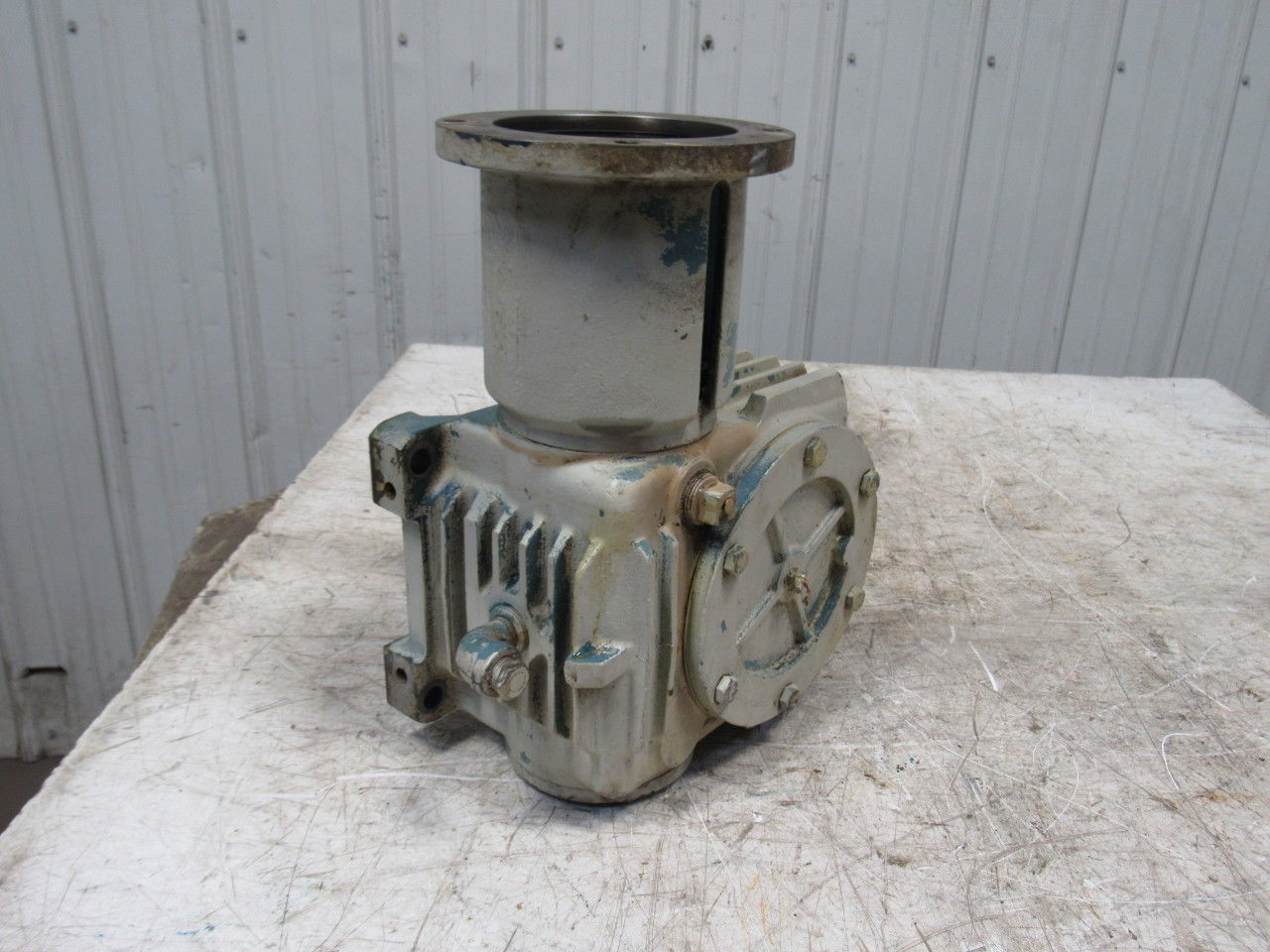 Cone Drive Textron MHV30B305.8BR Gear Box Speed Reducer 10:1 Ratio