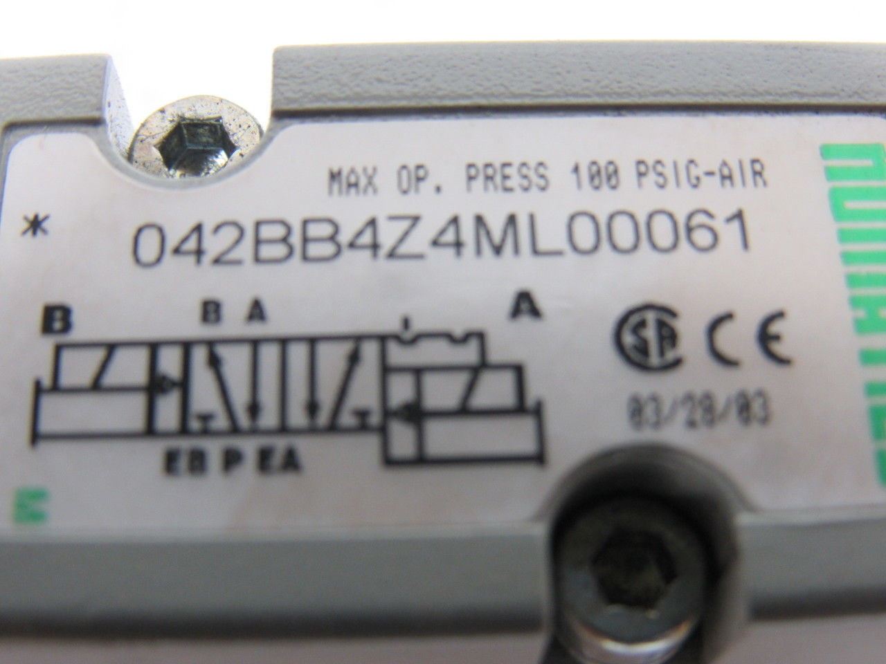 Numatics 042BB4Z4ML00061 2Pos 4Way DBL Solenoid Air Piloted 24V Coil Air Valve